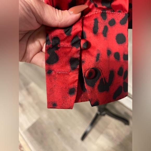 CBR Scarlet red/animal print, neck strap, off shoulder blouse, size L, like new - Picture 4 of 7